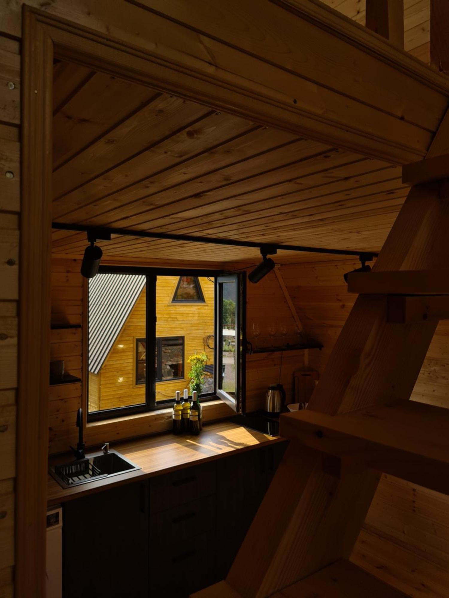 Trip Zone Kazbegi Apartment Ngoại thất bức ảnh