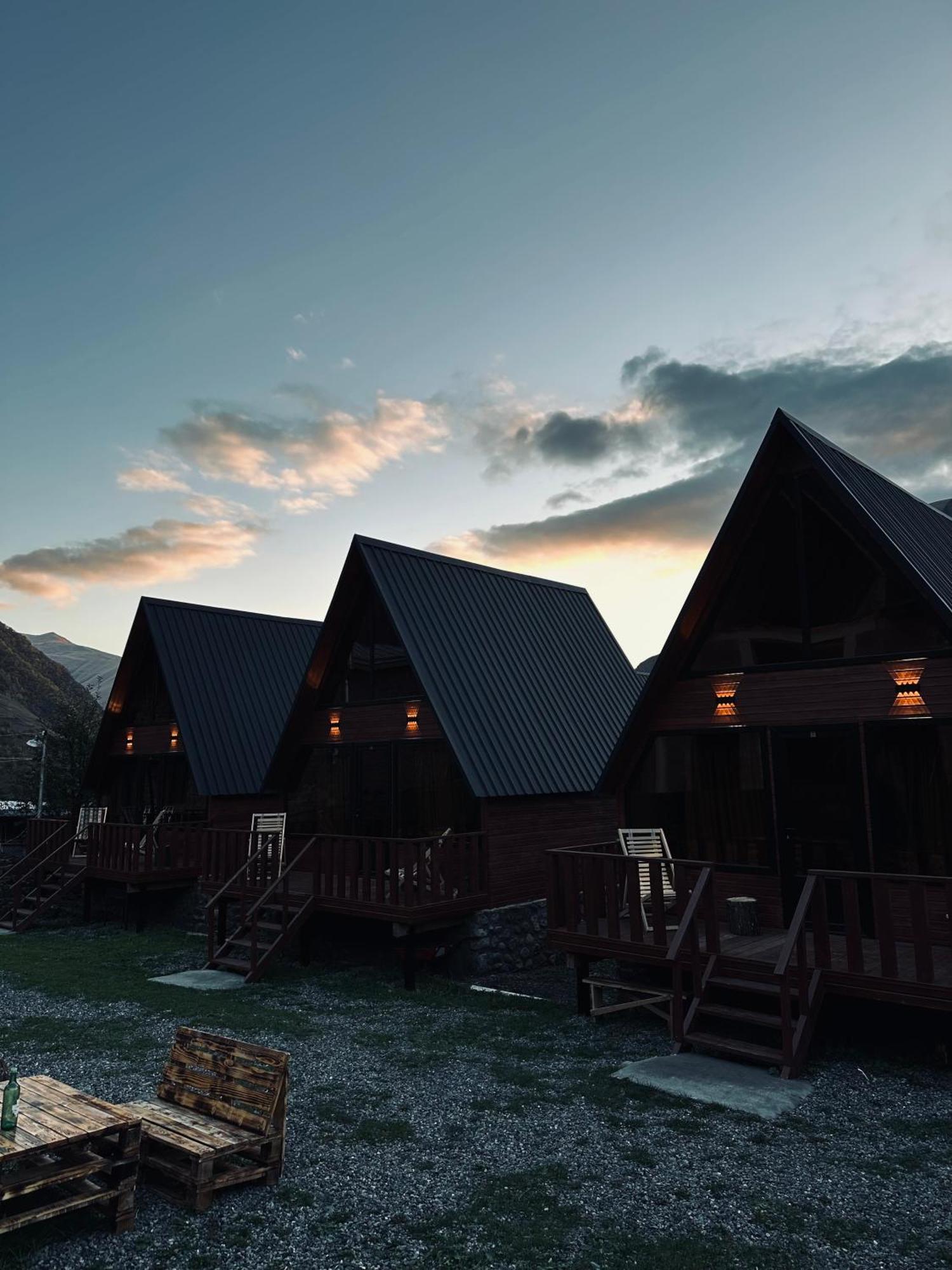 Trip Zone Kazbegi Apartment Ngoại thất bức ảnh